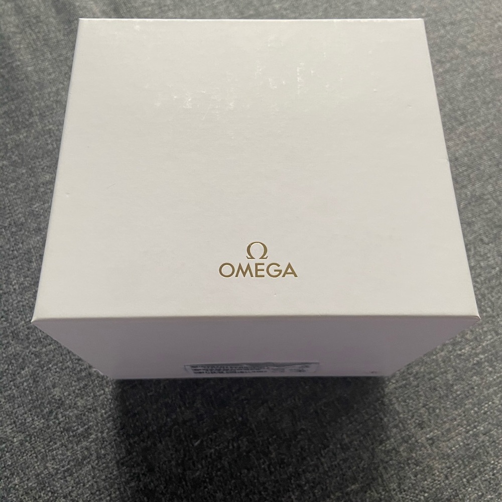 Omega Watch Box - Picture 7 of 8